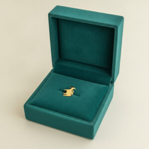 Ciondolo DoDo capretta in oro giallo 18 kt